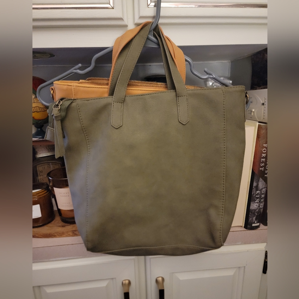 Mustard and Olive Women's Tote Bag